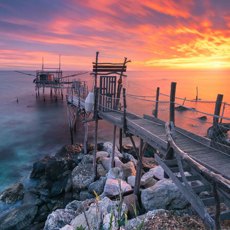 Ponte del 1 Maggio con pranzo sui trabocchi: un weekend tra Abruzzo e Marche