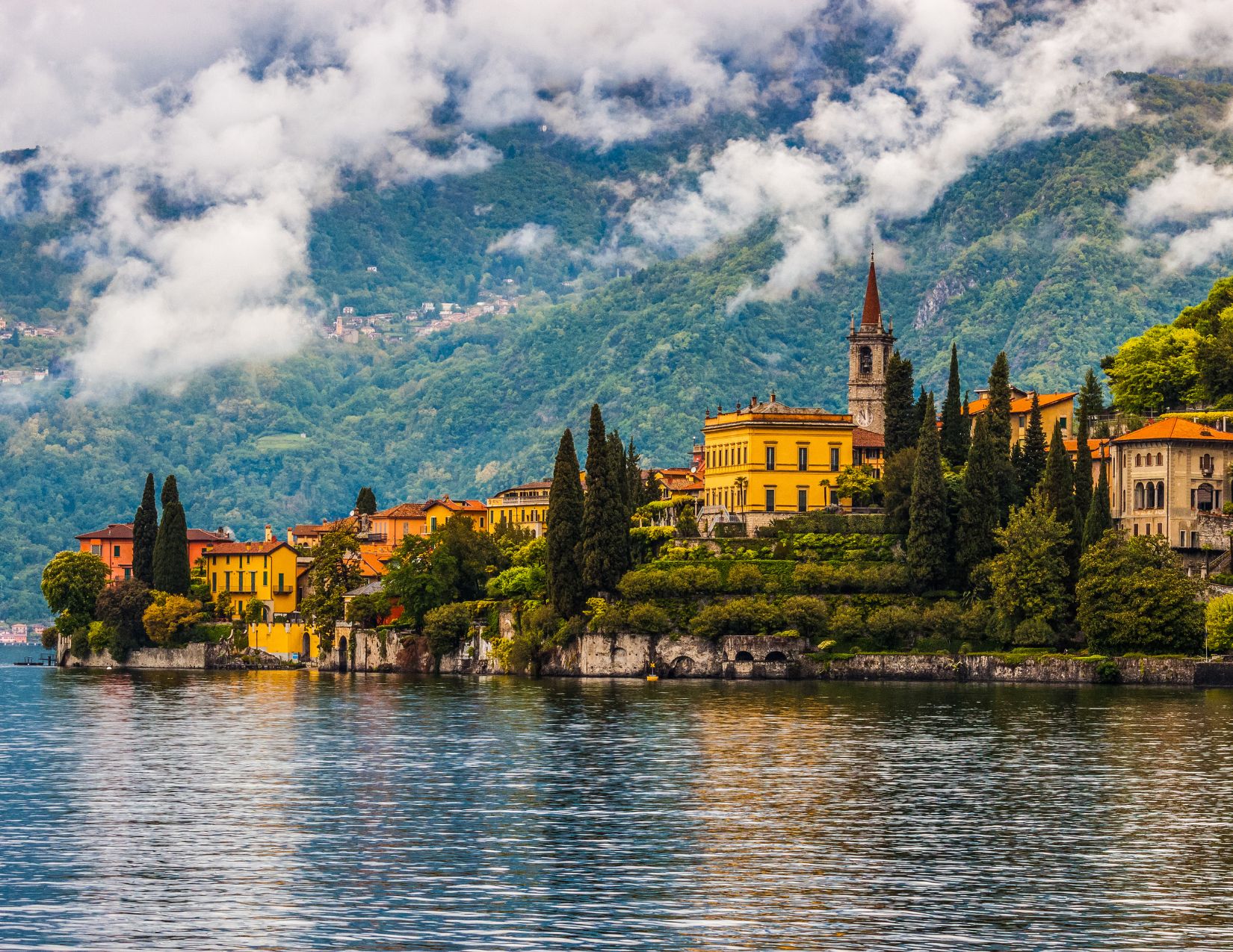 Cantine a bordo del treno delle Centovalli: viaggio panoramico tra vino e sapori